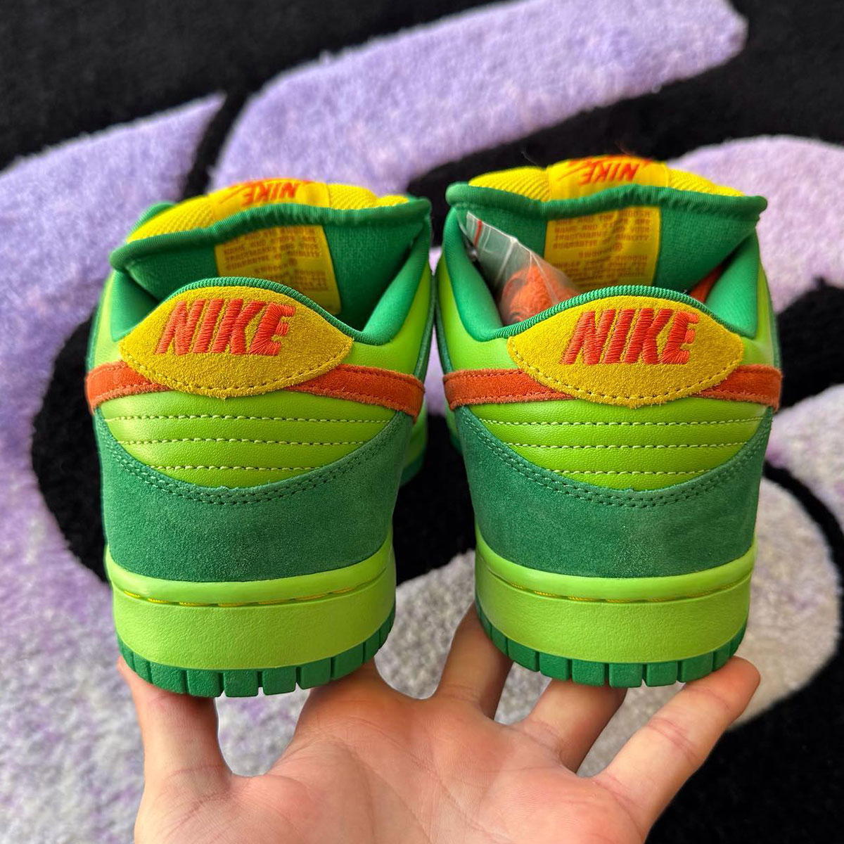 nike sb dunk low off bug spray sample 10