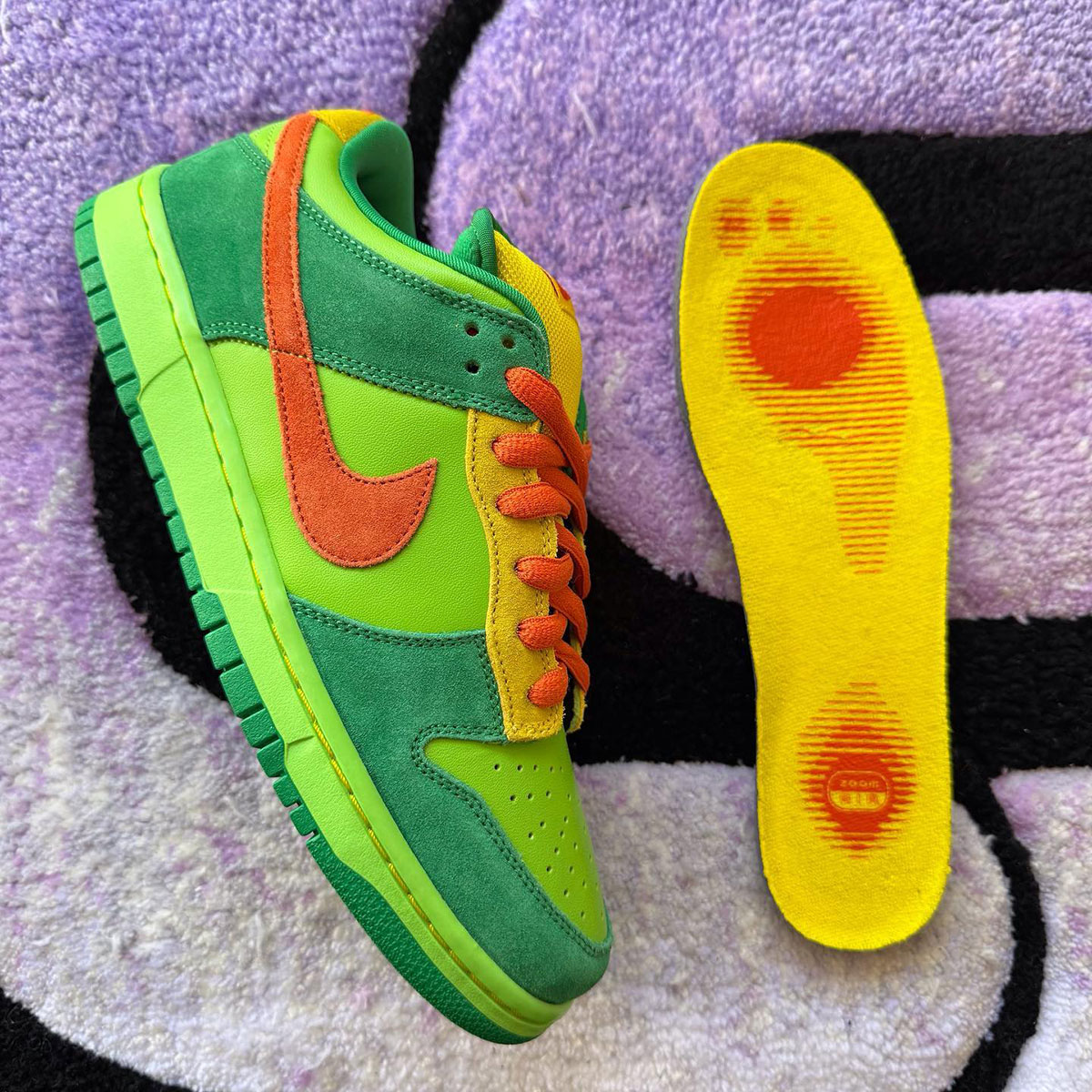 Nike Sb Dunk Low Off Bug Spray Sample 8