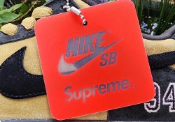 supreme nike sb dunk low 2025 green purple 1