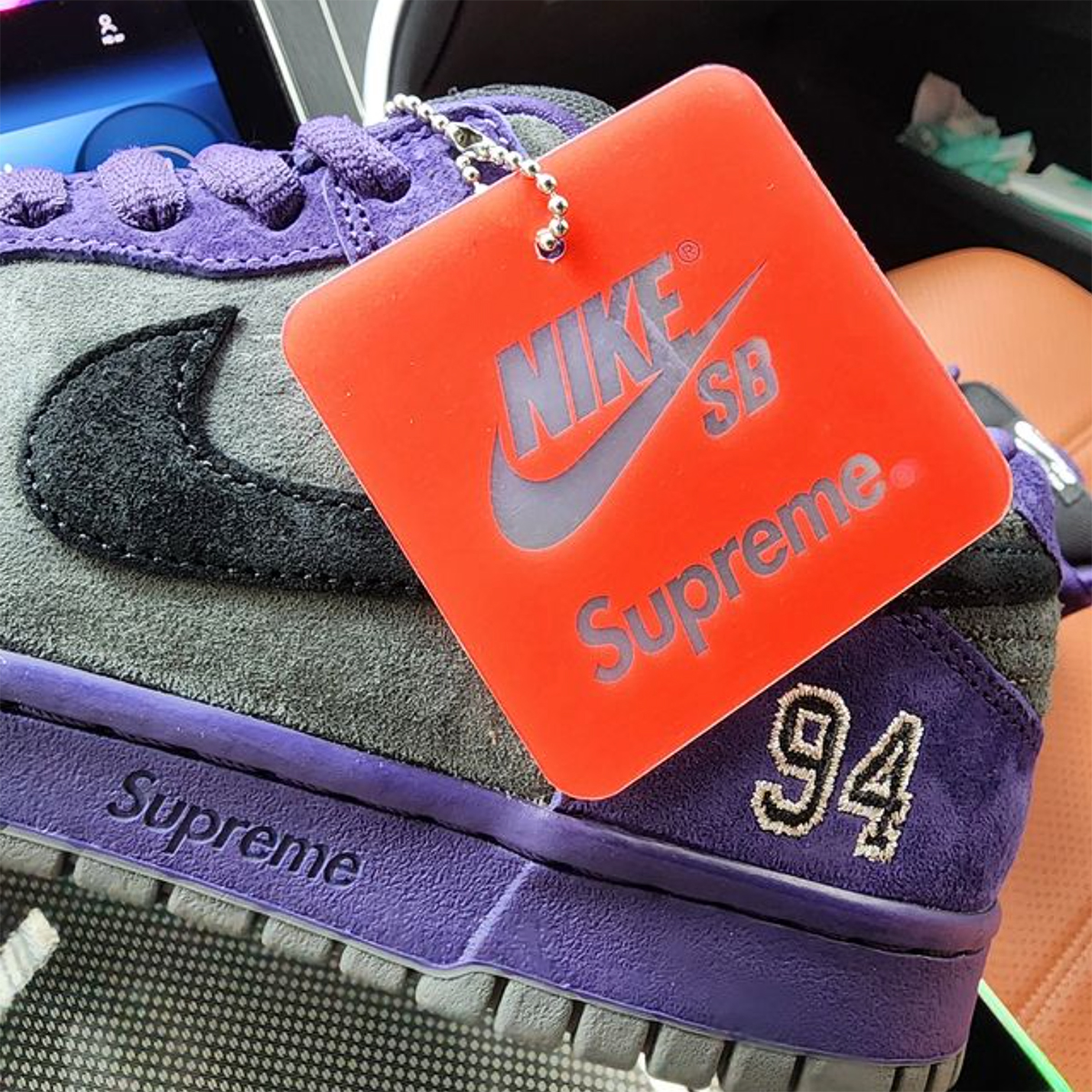 Supreme Nike Sb Dunk Low 2025 Green Purple 2