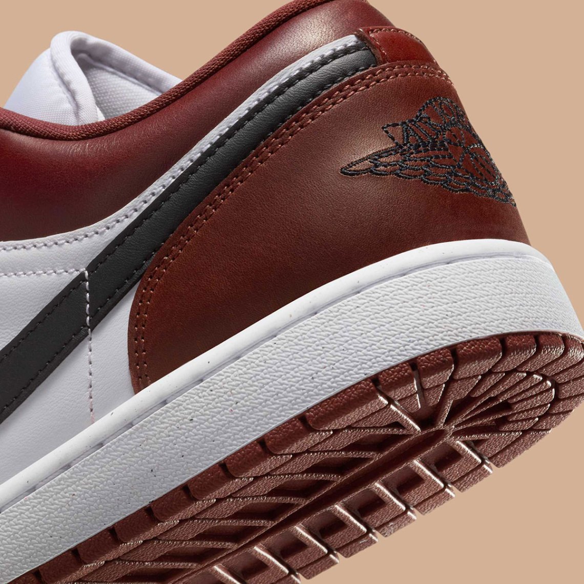 Air Jordan 1 Low  display picture 1