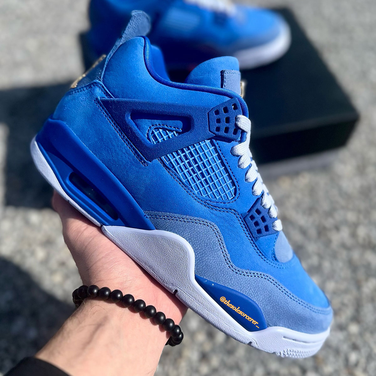 Air Jordan 4 Florida Gators Pe 2025 10