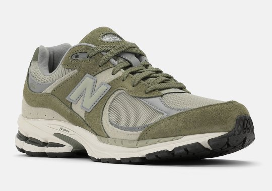 "Dark Olivine" And New Color-Blocking Light The New Balance 2002R