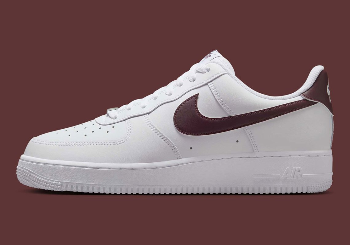 Nike Air Force 1 ホワイト/バーガンディ Nike Air Force 1 Burgundy 