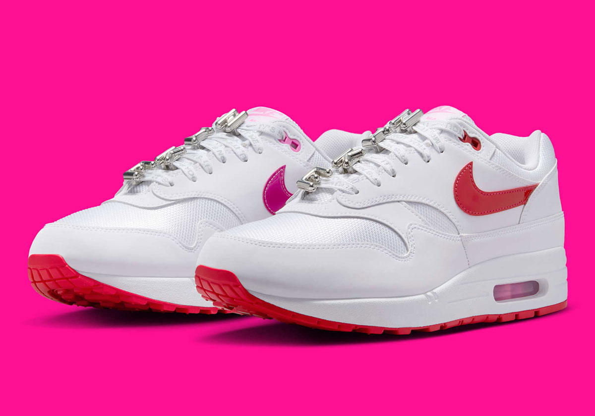 Nike Air Max 1 Valentines Day Hv2303 100 1