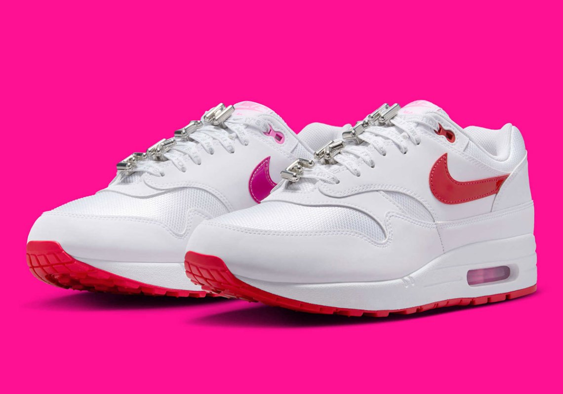 Nike Air Max 1 Valentines Day Hv2303 100 1