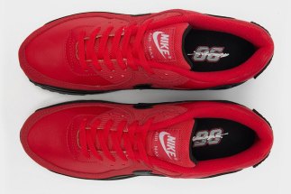 This Fiery Air Max 90 Proudly Sports Racing Influences