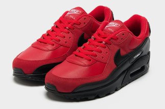 This Fiery Air Max 90 Proudly Sports Racing Influences