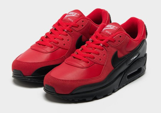 This Fiery Air Max 90 Proudly Sports Racing Influences