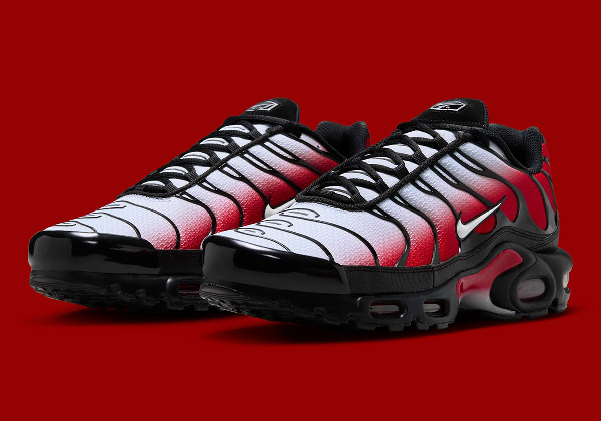 Nike Air Max Plus Black Red White Dm0032 017 1