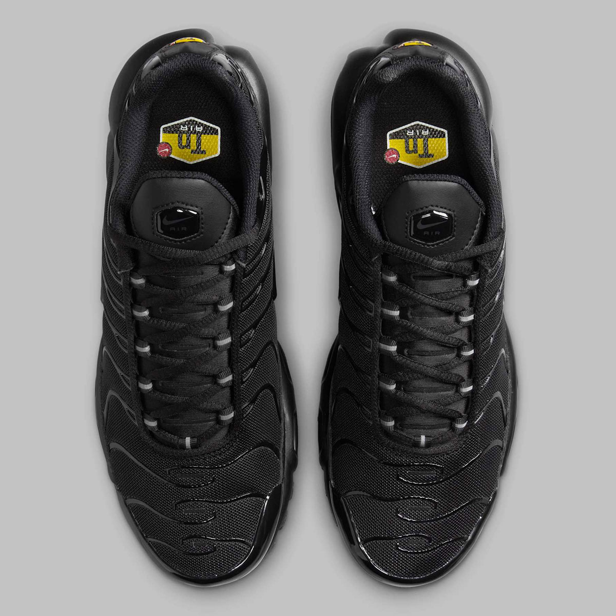 Nike Air Max Plus Triple Black Dm2362 002 7