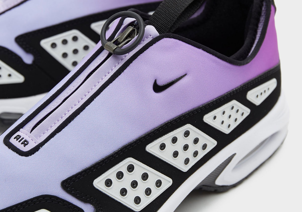 "Hyper Violet" Coats The Nike Air Max Sunder