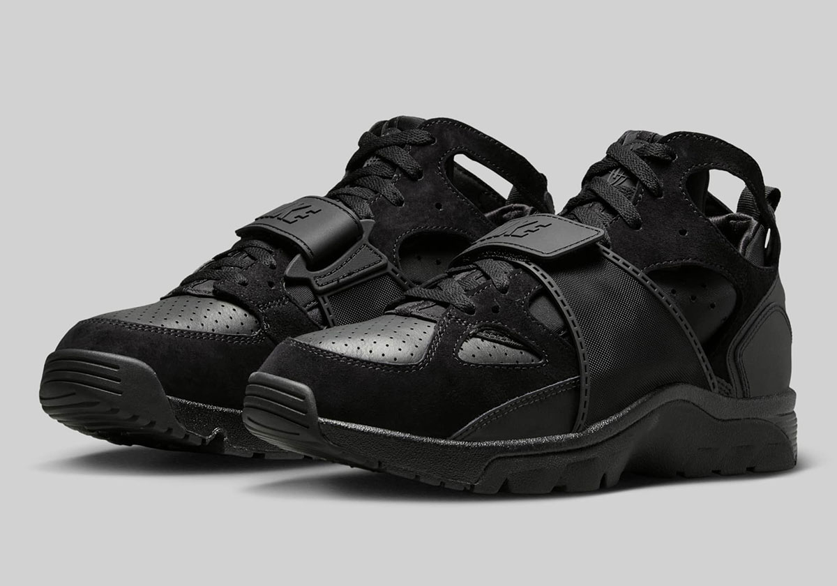 The Nike Air Trainer Huarache "Black" Adds To A Cult Classic Trend