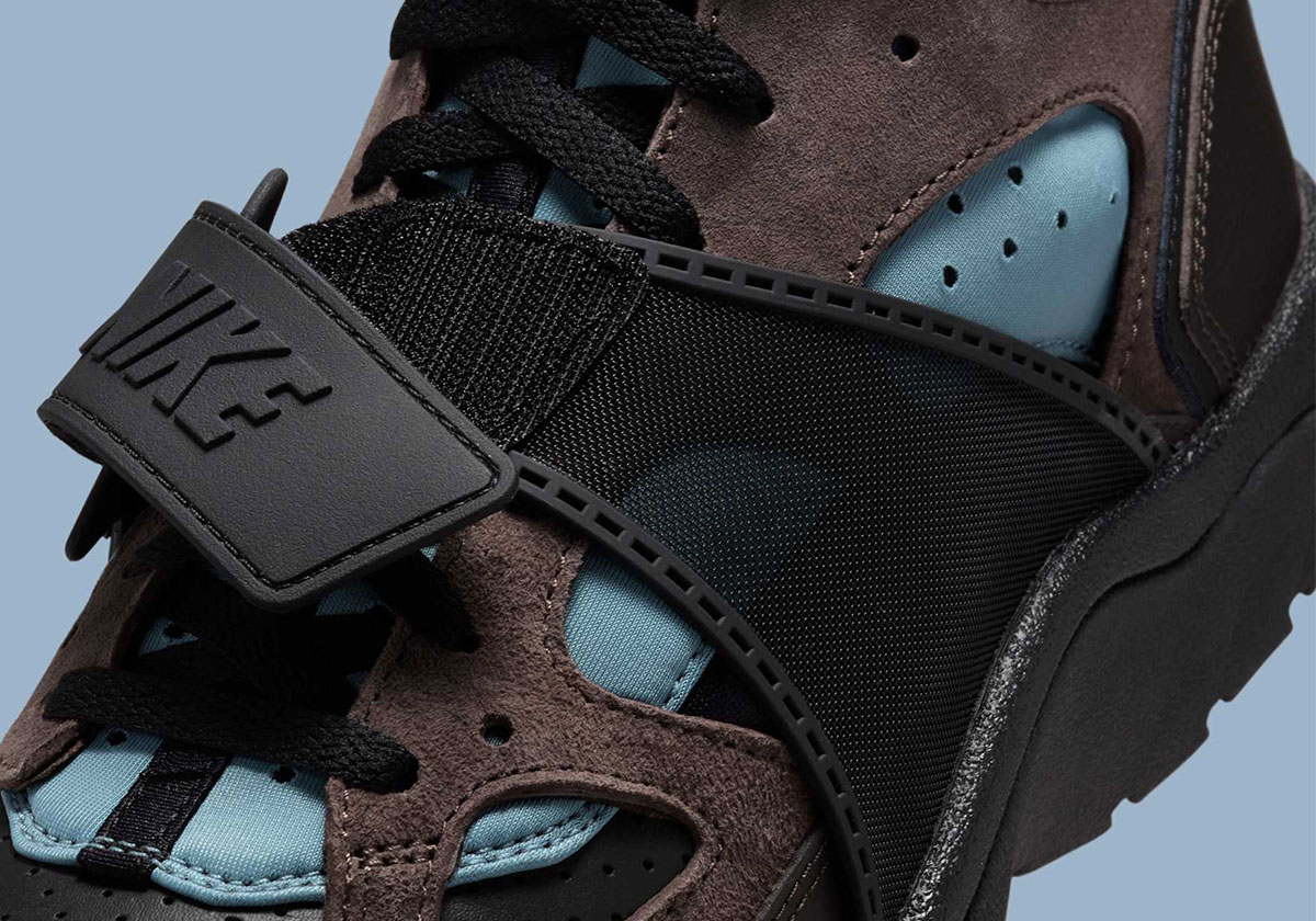 This Upcoming Nike Air Trainer Huarache Enters ACG Territory