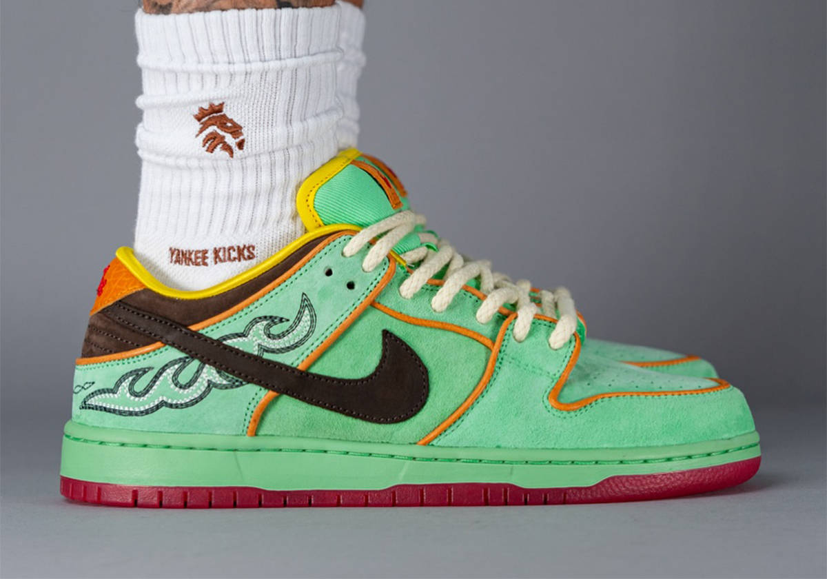 Nike Sb Dunk Low Bhm Hf3058 300 9