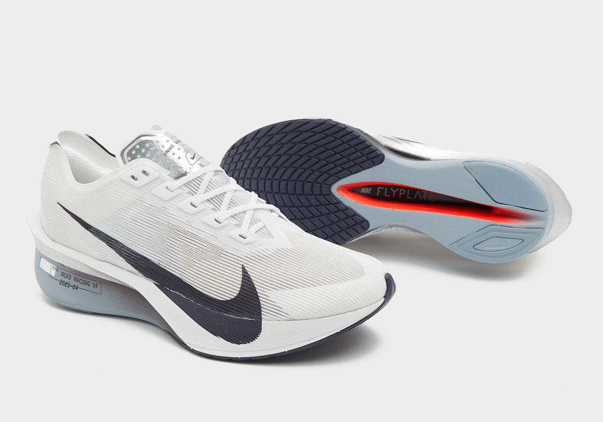 Nike Vaporfly 4 White Gridiron Obsidian Mist Pure Platinum Bright Crimson Metallic Silver Hf6414 100 1