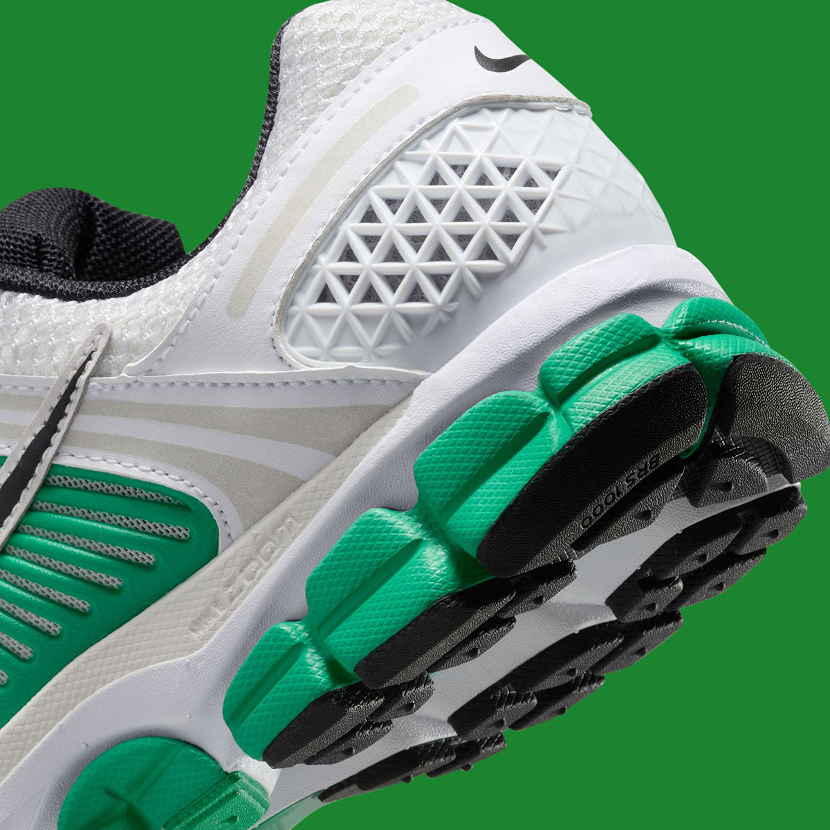 Nike Air Max Axis EU 41 Photon Dust Photon Dust White White Stadium Green Platinum Tint Black Fj2028 102 6