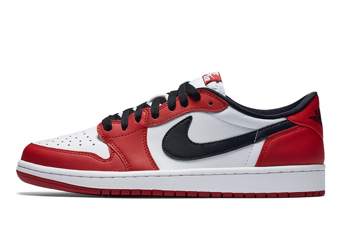 Air Jordan 1 Low Og Chicago Holiday 2025