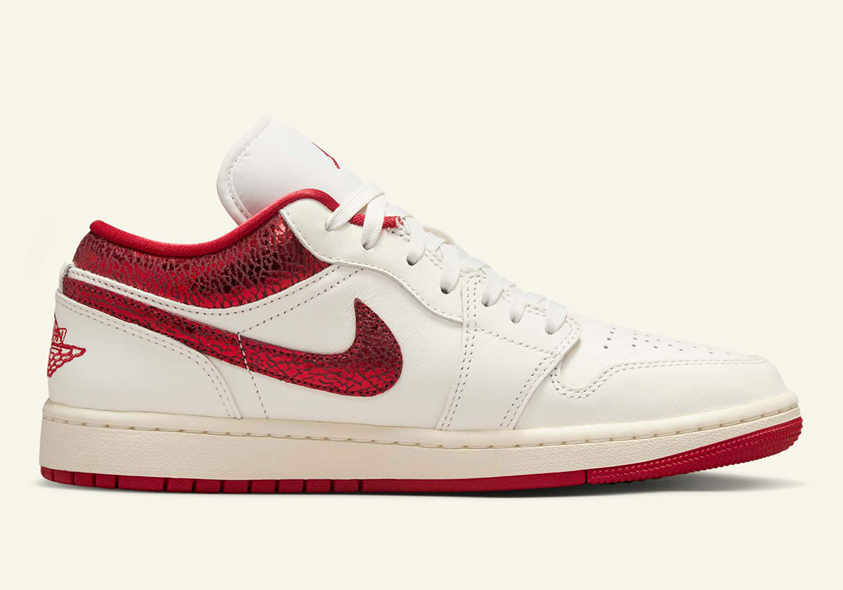 Air Jordan 1 Low Se Sail Varsity Red Team Red Hj9338 106 6