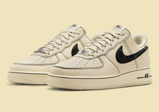 The Nike Air Force 1 Wears Contrast Stitch Detailing