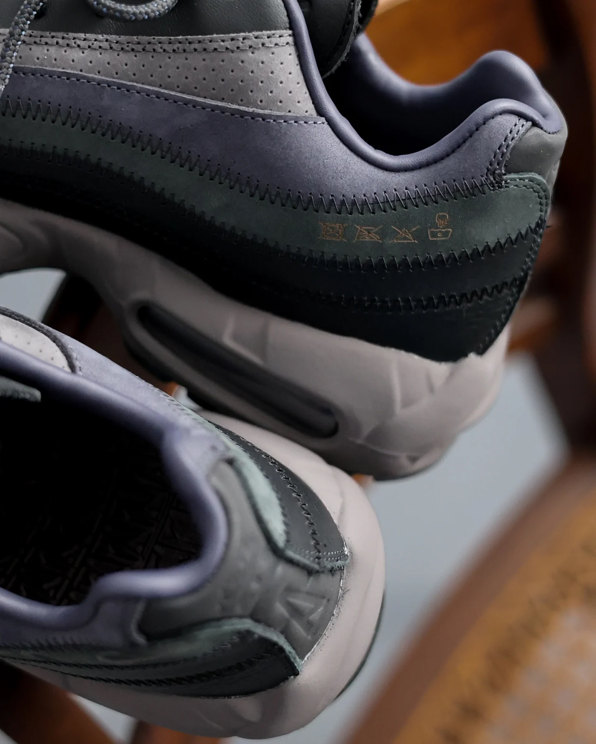A Ma Maniere Nike Air Max 95 Diffused Taupe Phantom Fz8743 201 16