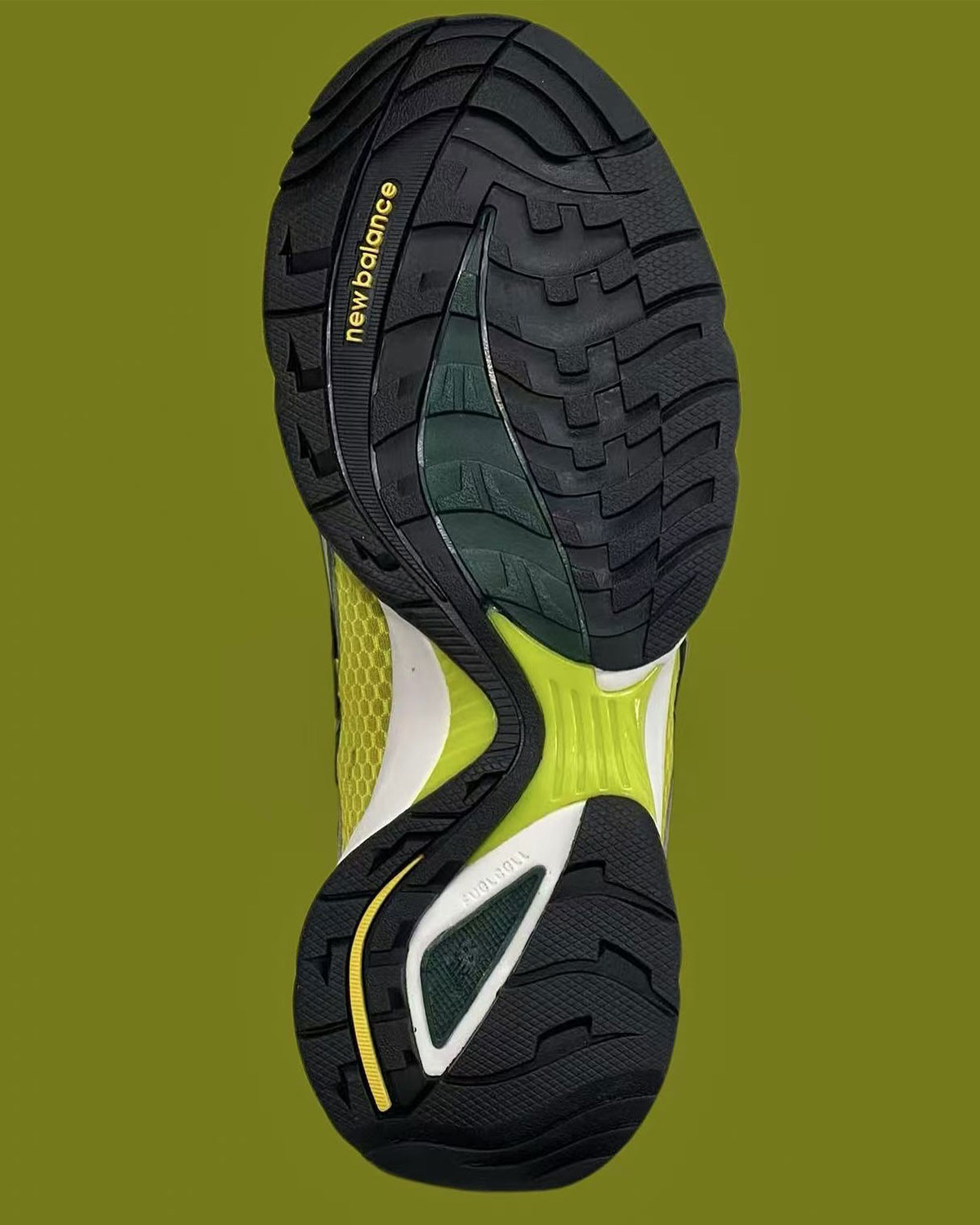 Эме Леон Дор New Balance Rc56 5