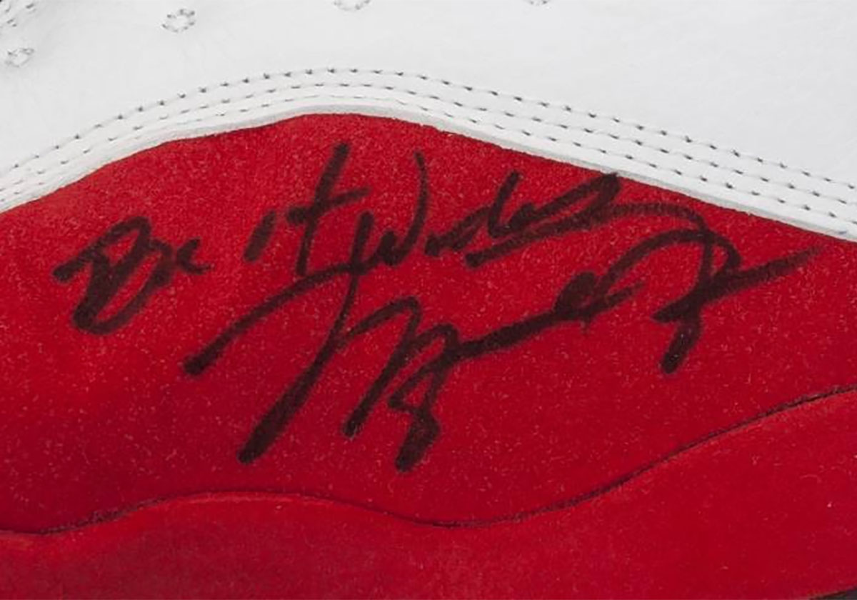 Air Jordan 13 лет выпуска True Red 1998 4