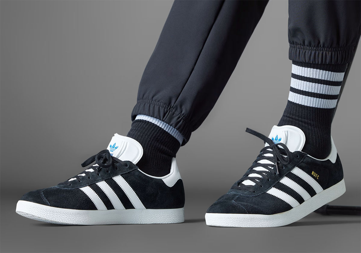 Newcastle Magpies Adidas Gazelle Jr6353 5