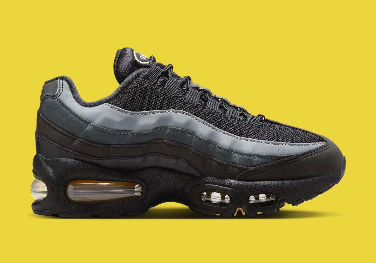 Nike Air Max 95 Gs Black Buff Gold Anthracite Ih0631 002 2