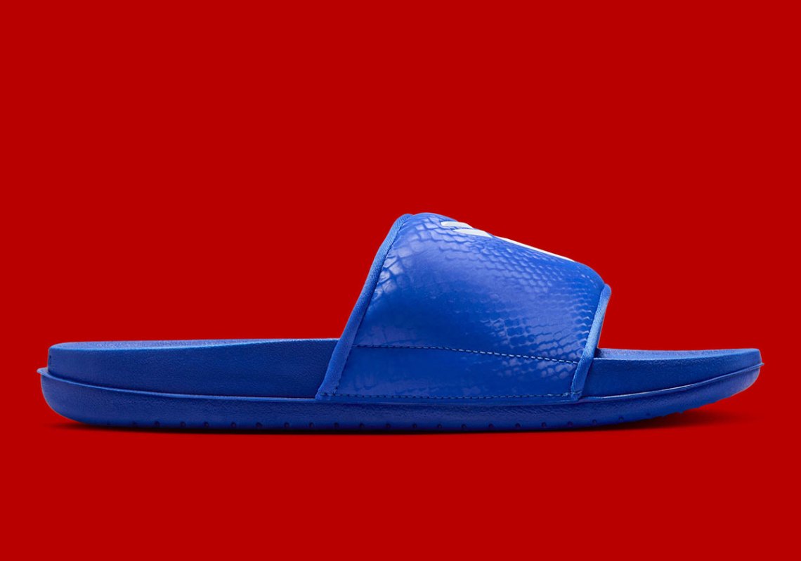 Nike Kobe Dodgers Slides IF2870-400 | SneakerNews.com display picture 1