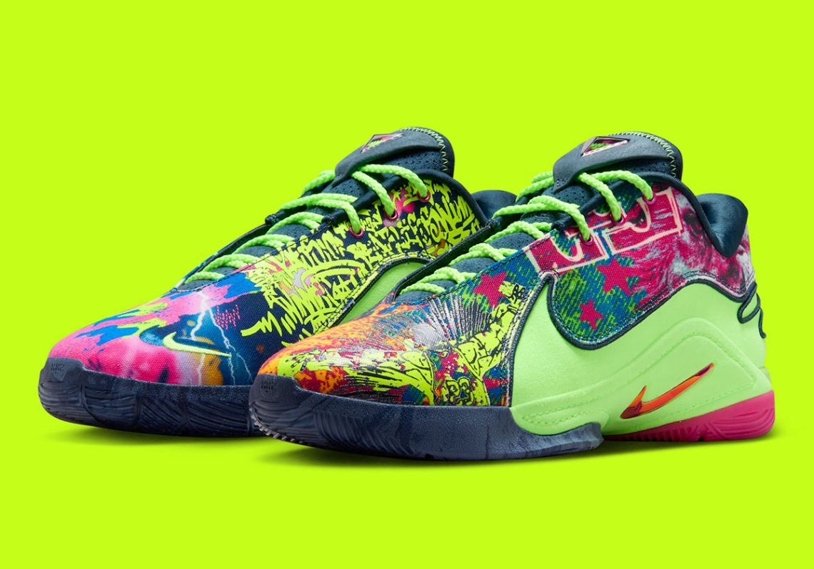 BRAND NEW MEN\'S NIKE LEBRON XXII BW MULTICOLOR / GOLD BASKETBALL HV8451-400 Nike LeBron 22  main image 4