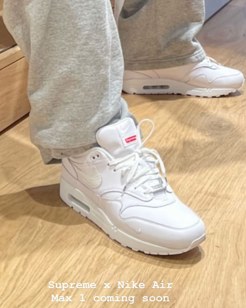 supreme nike air max white
