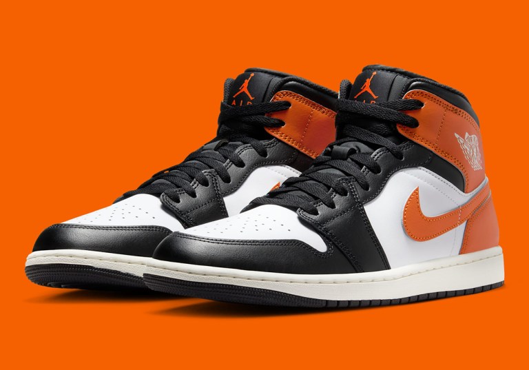 air-jordan-1-mid-black-toe-  display picture 3