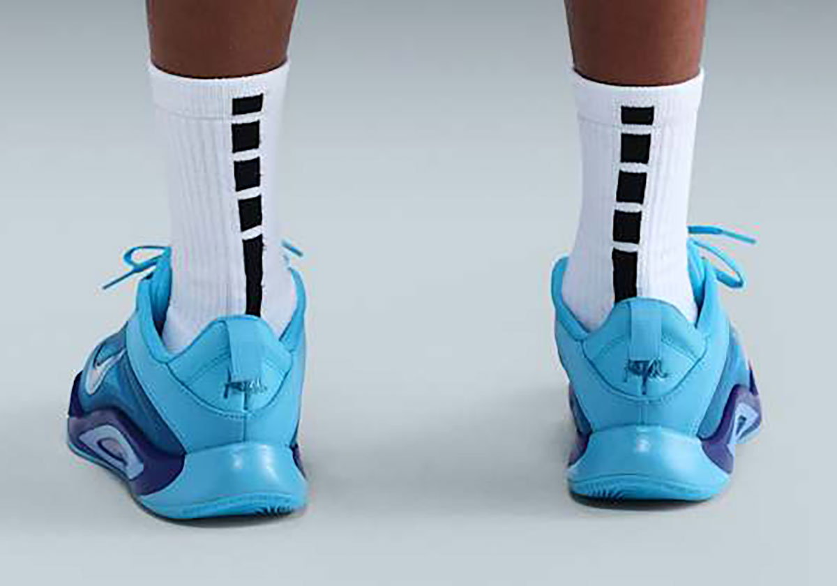Кроссовки Nike A One Blue Fury Fz8605 401 1