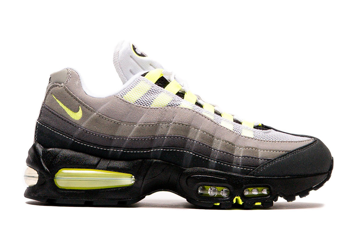 Список магазинов Nike Air Max 95 Neon 9