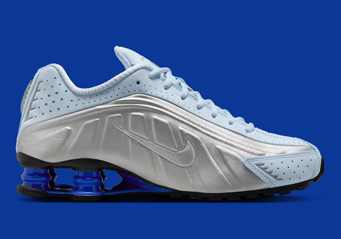 Nike Shox R4 Blue Tint AR3565-402 | SneakerNews.com