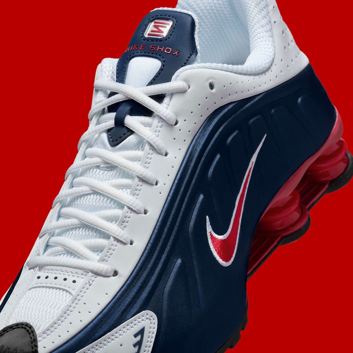 Nike Shox R4 USA HQ1988-400 | SneakerNews.com display picture 3