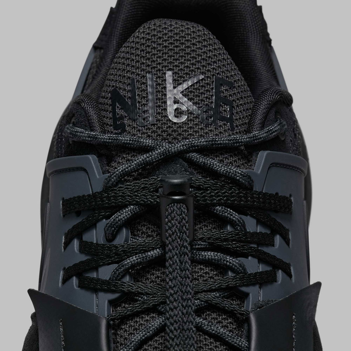 Sacai Nike Zegamadome Black Hq8618 001 6