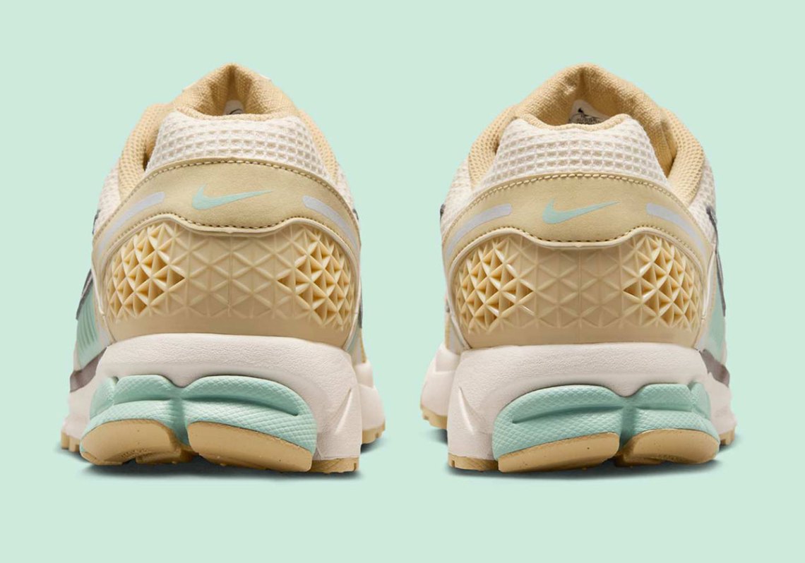 Nike Air Zoom Vomero 5 SE Team Gold Fauna Reflective Shoes Size 12 IB2987-700 Nike Zoom Vomero 5 SE – Oneness Boutique main image 4