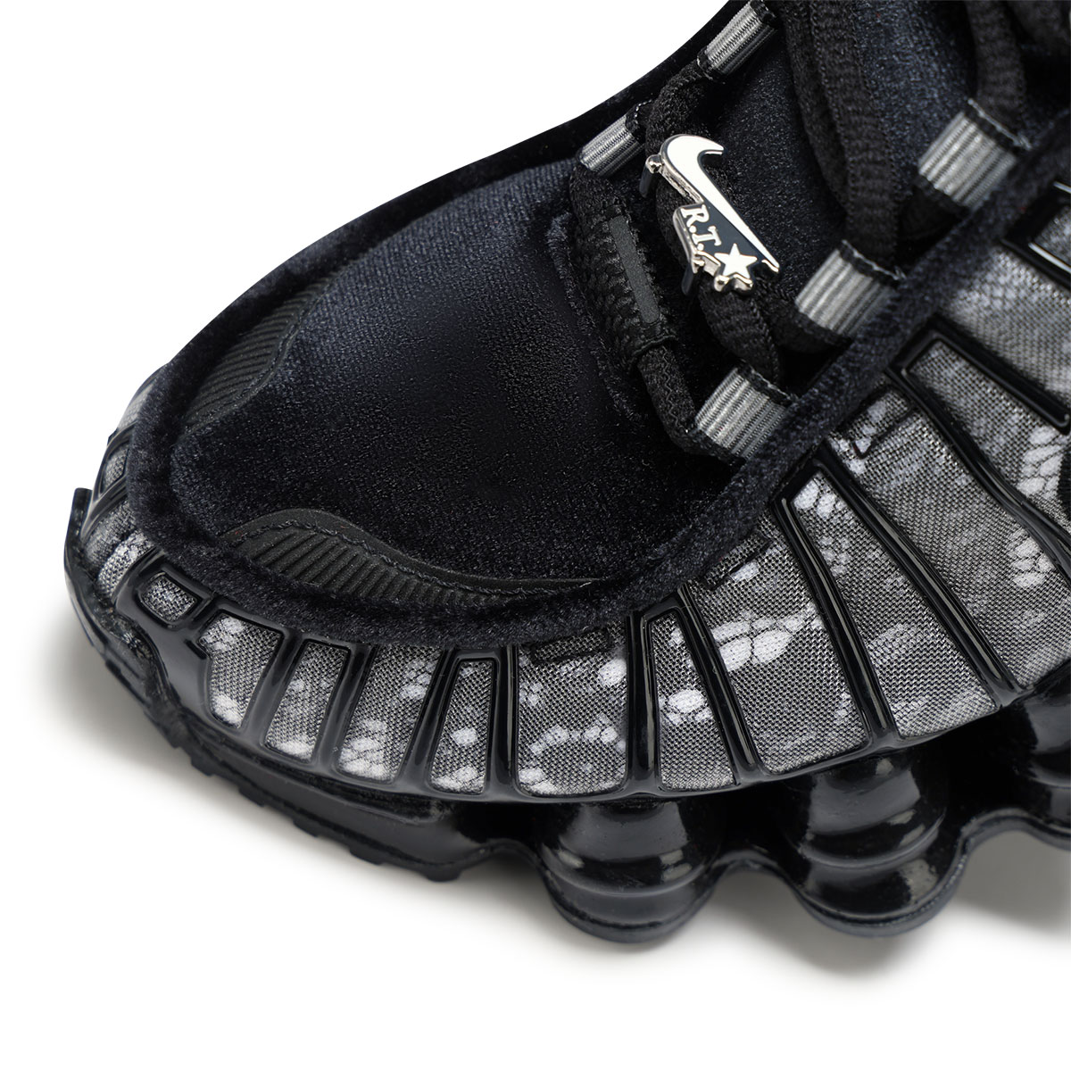 Riccardo Tisci Nike Shox Tl Hf7712 001 5