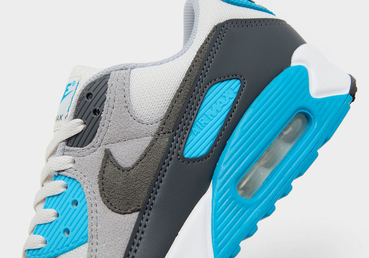 Air Max 90 Blue Lightning 3