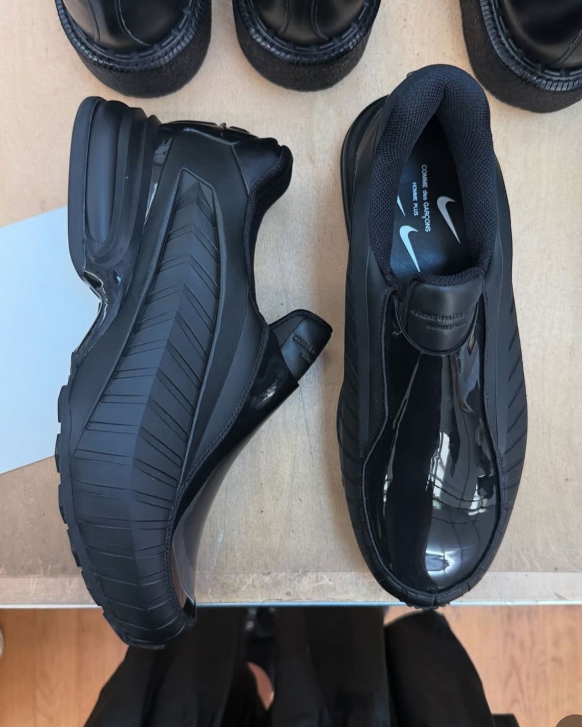 Comme des Garçons HOMME Plus Nike Air Max Dolce | SneakerNews.com