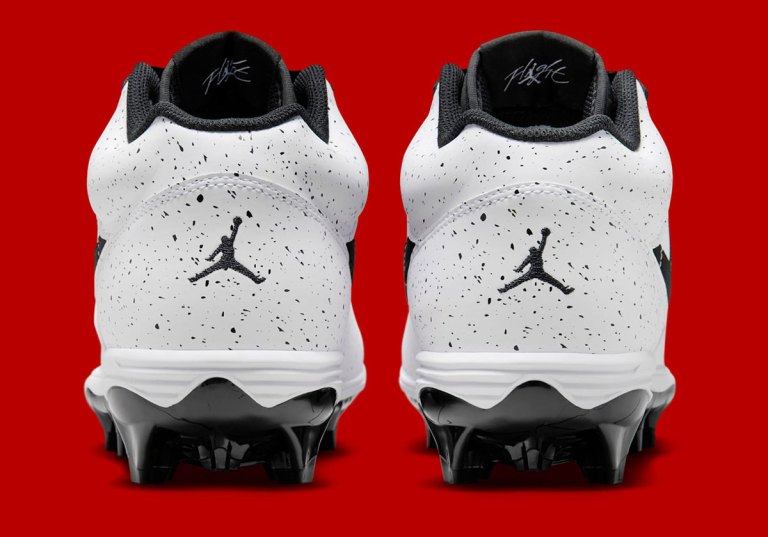 jordan-stadium-90-football-  display picture 3