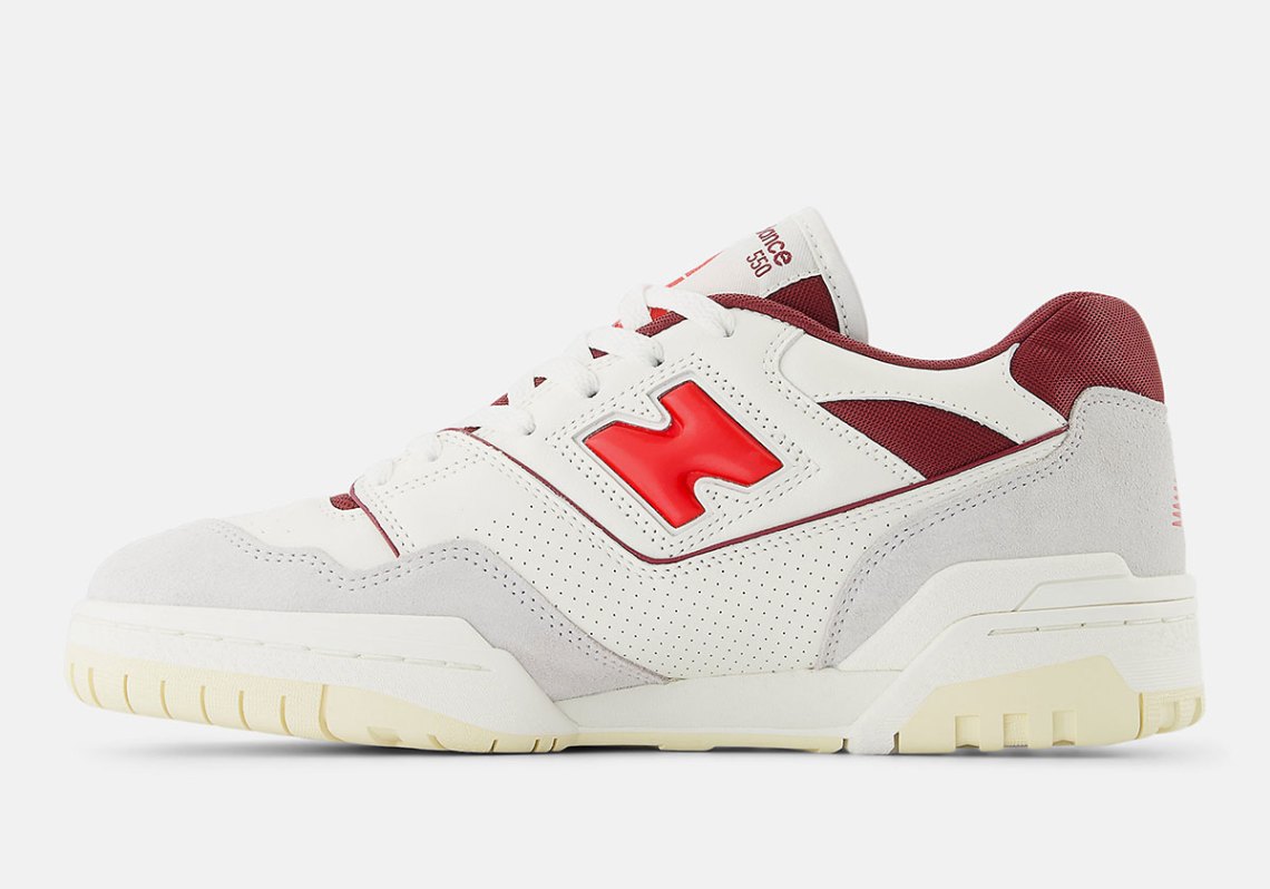 The New Balance 550 Mixes Up Burgundy And  display picture 2