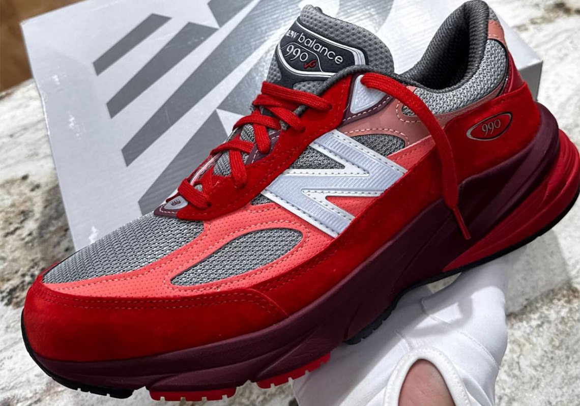 New Balance 990v6 