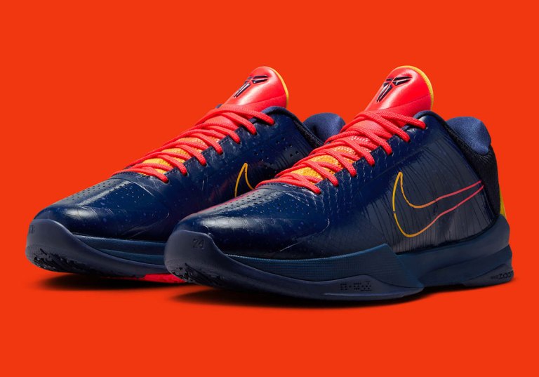 Caitlin Clark Nike Kobe 5  display picture 2