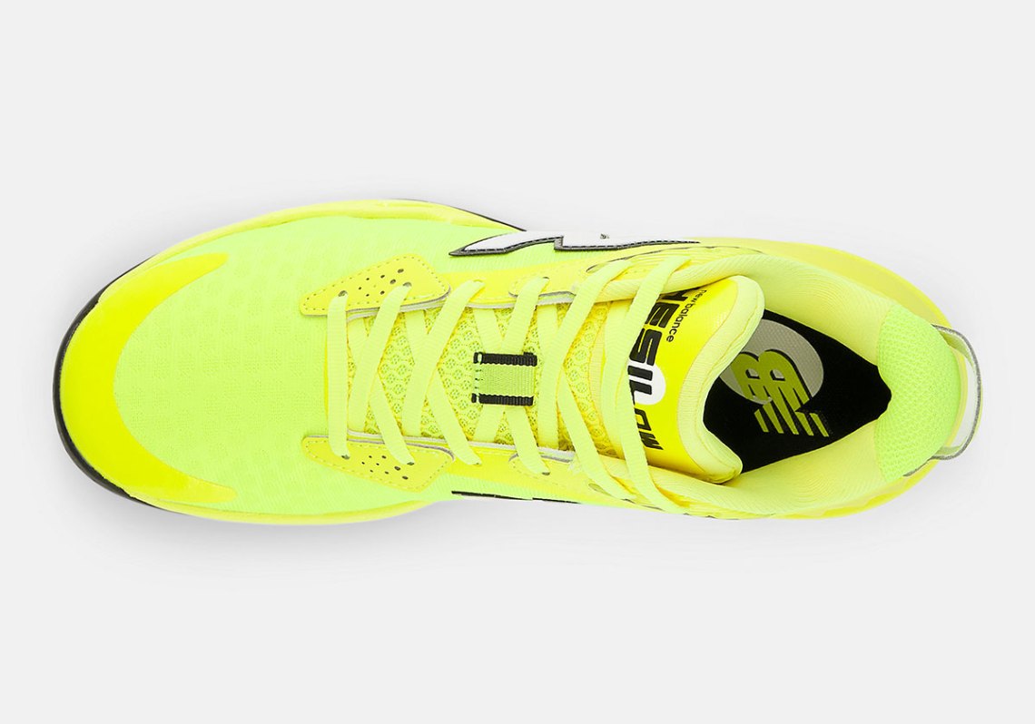 New Balance Hesi Low v2 Traffic Light Pack | SneakerNews.com display picture 3