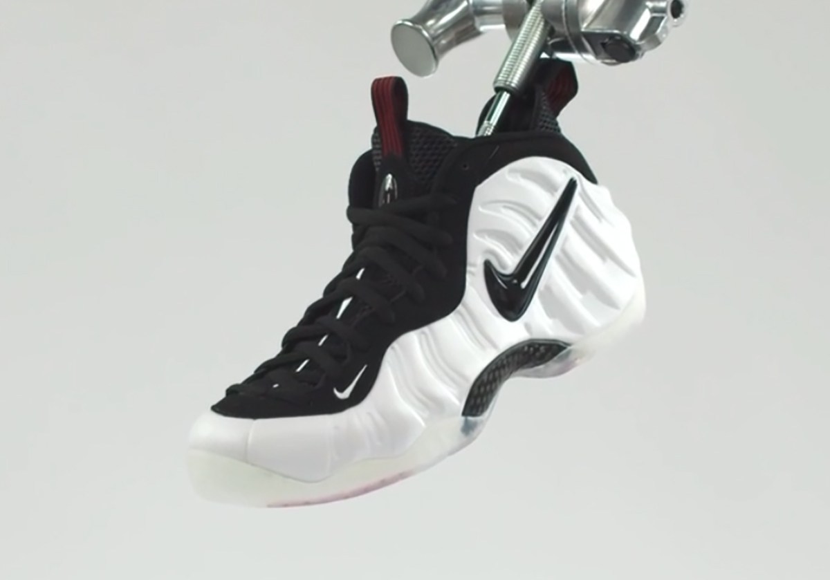 Nike Air Foamposite Pro Pearl dropping Black Friday, here at