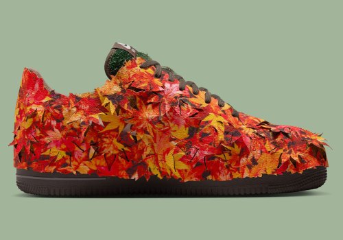 Nike Air Force 1 LX 