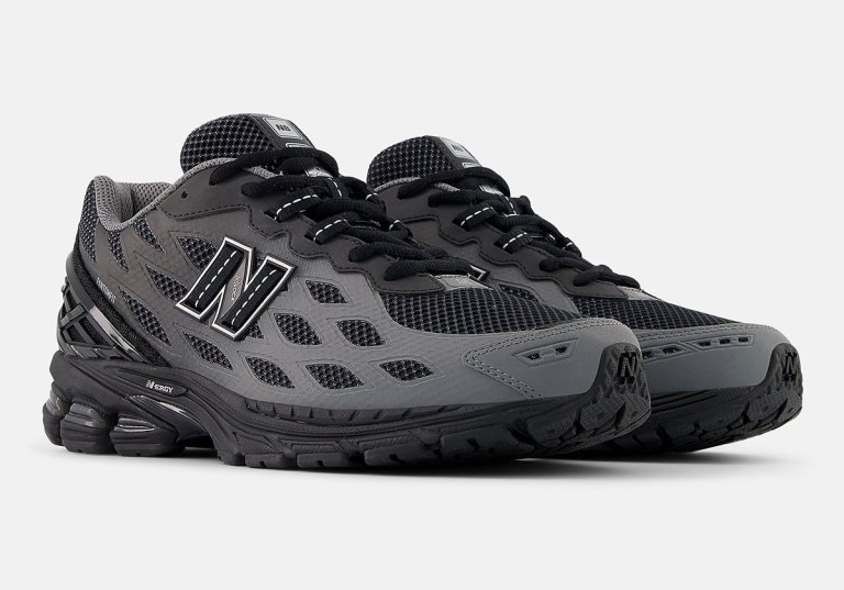 New Balance 1906W Black U1906WGS | SneakerNews.com